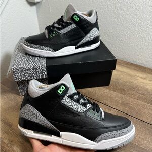 Jordan 3 Retro "Green Glow" Size 9.5 Men's СТ8532-031 Sneakers Shoes